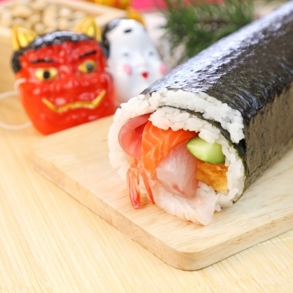 今年の恵方巻きはどうする？　節分の楽しみ「恵方巻」　♪コメント投稿でフレッセイポイントゲット♪