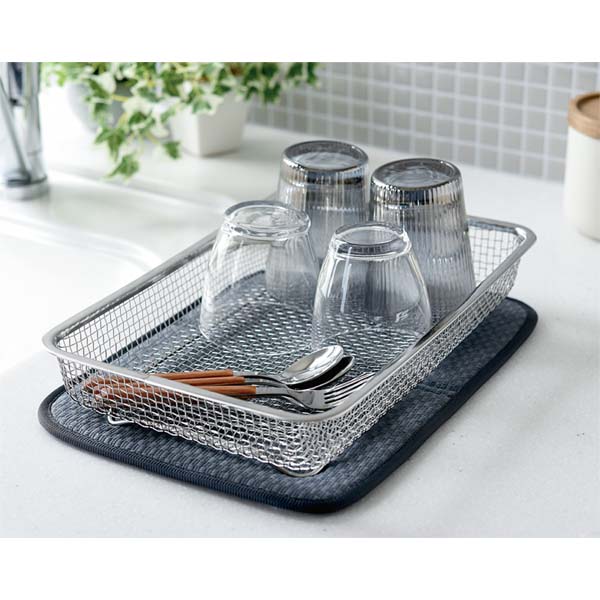 シンクを広く使える水切りカゴ＆マット